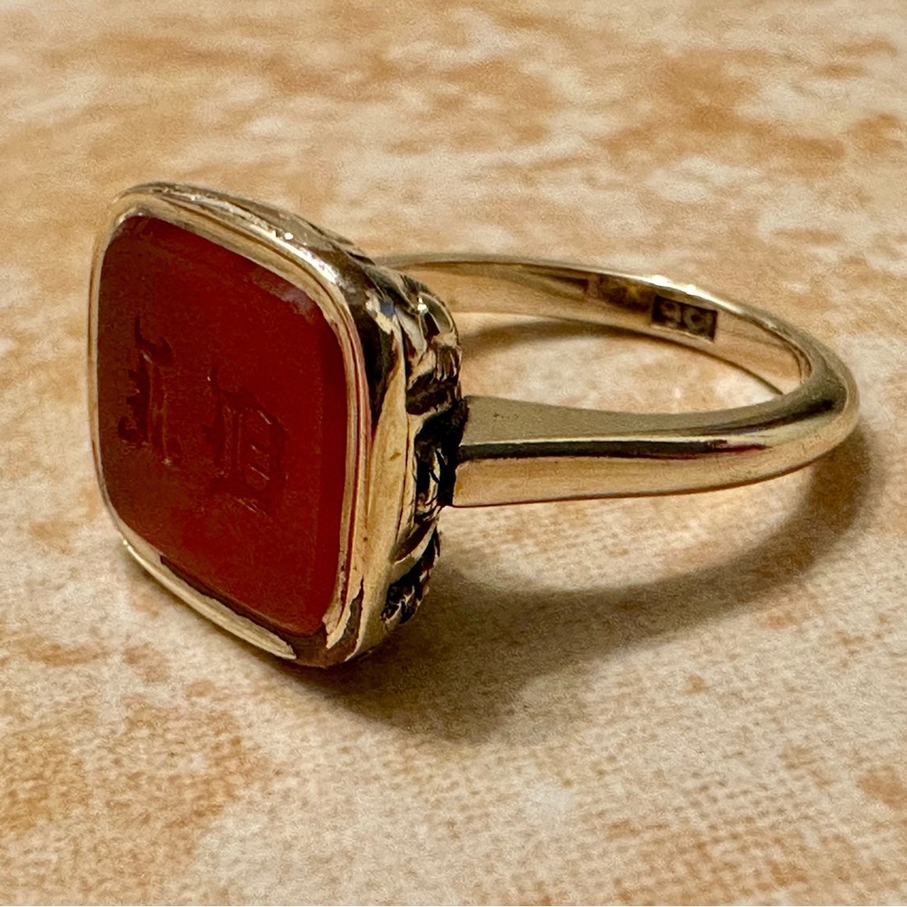 Antique 9K Gold Carnelian Intaglio Signet Ring Georgian Size 6